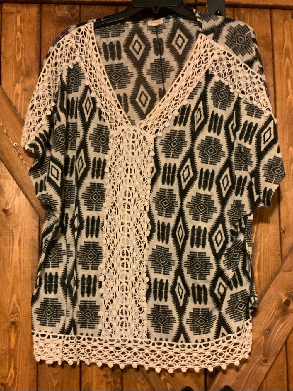 Eyeshadow Black & Cream Crochet V-Neck Tunic